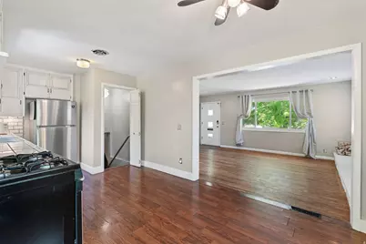 601 W La Salle Dr S, Murray, UT 84123 - Photo 17