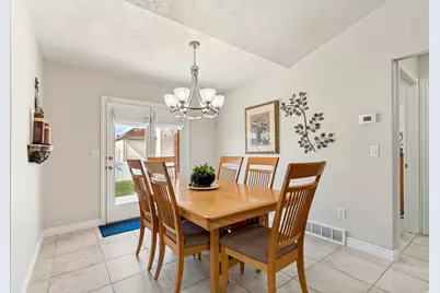1238 W Trimble Ln, West Jordan, UT 84088 - Photo 17