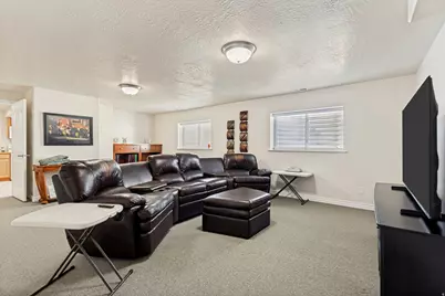 1238 W Trimble Ln, West Jordan, UT 84088 - Photo 39