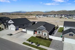 5420 N Cliffrose Dr, Eagle Mountain, UT 84005 - Photo 7