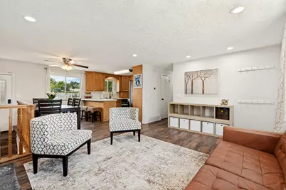 7222 S Robin Way W, West Jordan, UT 84084 - Photo 5