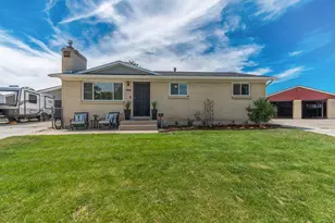 7222 S Robin Way W, West Jordan, UT 84084 - Photo 1