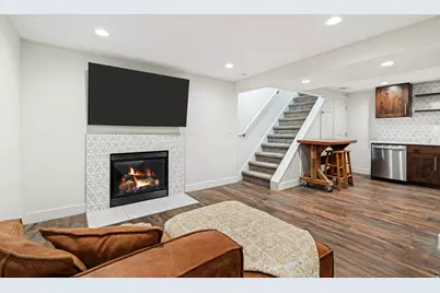 7222 S Robin Way W, West Jordan, UT 84084 - Photo 17