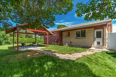 2120 W Robin Way S, West Jordan, UT 84084 - Photo 25