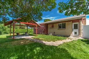 2120 W Robin Way S, West Jordan, UT 84084 - Photo 25