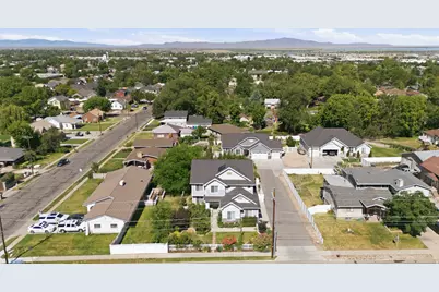 362 S 400 E, Centerville, UT 84014 - Photo 61