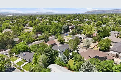 2320 E Caprice Ct S, Holladay, UT 84124 - Photo 71