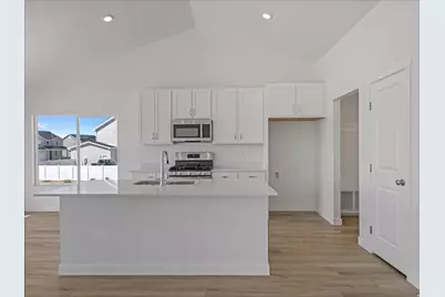 1423 N Harper Way #220, Tooele, UT 84074 - Photo 7