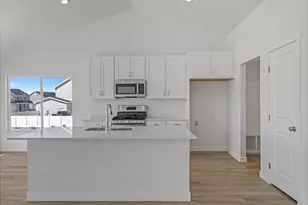 1423 N Harper Wy, Tooele, UT 84074 - Photo 7