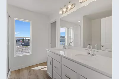 1423 N Harper Way #220, Tooele, UT 84074 - Photo 13