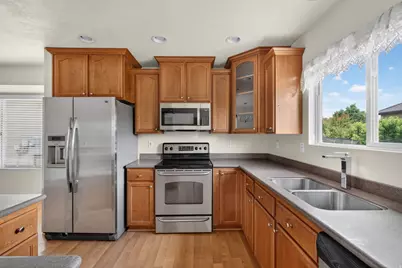 2867 W Shady Ln N, Lehi, UT 84048 - Photo 15