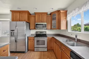 2867 W Shady Ln N, Lehi, UT 84048 - Photo 15