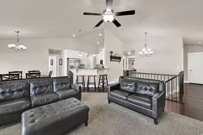 464 S Harmony Dr, Layton, UT 84041 - Photo 9