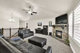 464 S Harmony Dr, Layton, UT 84041 - Photo 7