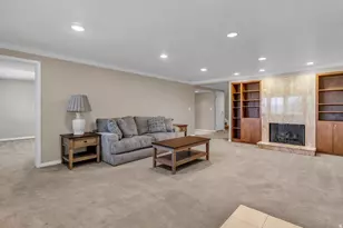 811 N Grandridge Dr, Salt Lake City, UT 84103 - Photo 23