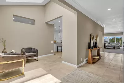 811 N Grandridge Dr, Salt Lake City, UT 84103 - Photo 3