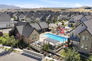 2402 N Sunmore Wy, Lehi, UT 84043 - Photo 55
