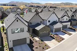 2402 N Sunmore Wy, Lehi, UT 84043 - Photo 49