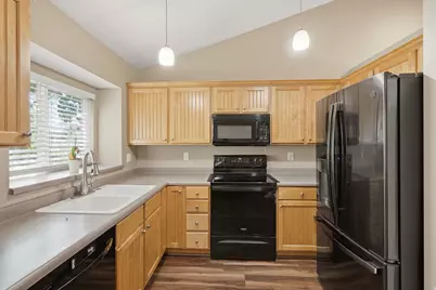 3557 W Lillehammer Cir, Taylorsville, UT 84129 - Photo 5