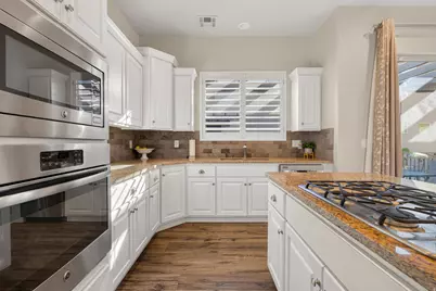 2069 N Coral Dr, Washington, UT 84780 - Photo 13