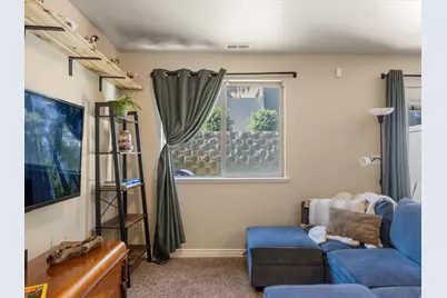 1819 E Whitetail Way #134, Layton, UT 84040 - Photo 5