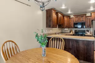 1819 E Whitetail Way, Layton, UT 84040 - Photo 11