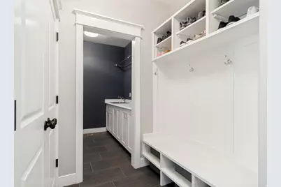 2043 S 160 E, Orem, UT 84058 - Photo 35