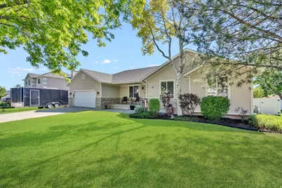7859 S Abercrombie Ln W, West Jordan, UT 84088 - Photo 3