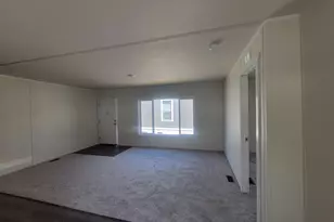 75 W 250 N, Clearfield, UT 84015 - Photo 3