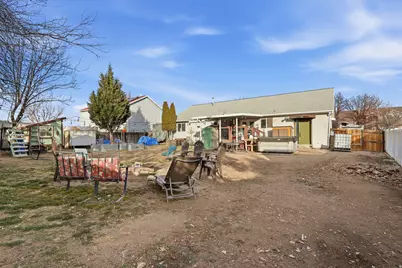 8764 S Pebblecreek Rd, West Jordan, UT 84081 - Photo 23