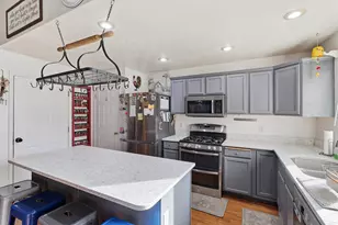 8764 S Pebblecreek Rd, West Jordan, UT 84081 - Photo 3