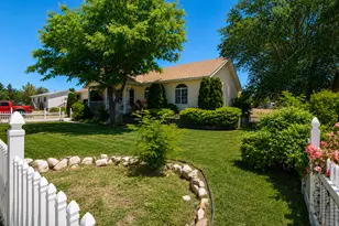 4550 Pioneeer Dr N, Enoch, UT 84721 - Photo 3