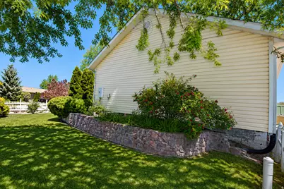 4550 Pioneeer Dr N, Enoch, UT 84721 - Photo 11