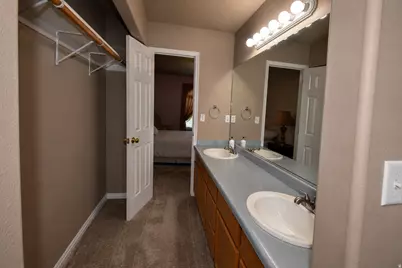 4550 Pioneeer Dr N, Enoch, UT 84721 - Photo 37