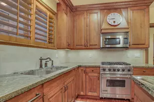 8283 S Bavarian Ct E, Cottonwood Heights, UT 84093 - Photo 41