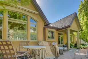 8283 S Bavarian Ct E, Cottonwood Heights, UT 84093 - Photo 53