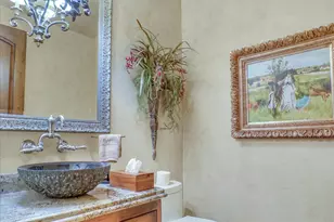 8283 S Bavarian Ct E, Cottonwood Heights, UT 84093 - Photo 19