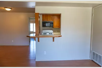 415 E Creekside Cir S #C, Murray, UT 84107 - Photo 5
