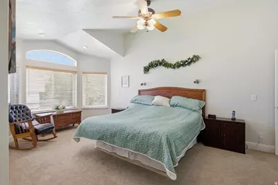 1832 N Olsen Way, West Bountiful, UT 84087 - Photo 17