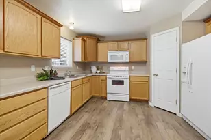 239 N 300 W, Smithfield, UT 84335 - Photo 7