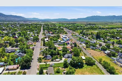 239 N 300 W, Smithfield, UT 84335 - Photo 29