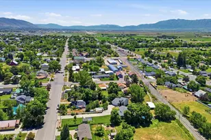 239 N 300 W, Smithfield, UT 84335 - Photo 29
