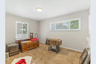 4071 S 2700 E, Holladay, UT 84124 - Photo 13