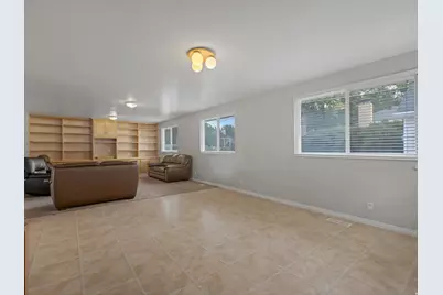 4071 S 2700 E, Holladay, UT 84124 - Photo 15