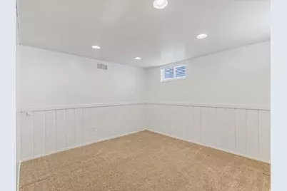 4071 S 2700 E, Holladay, UT 84124 - Photo 17