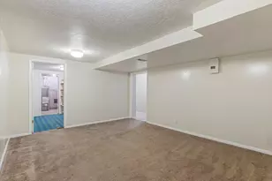 4071 S 2700 E, Holladay, UT 84124 - Photo 21