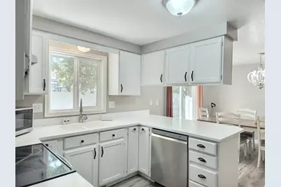 408 S 3130 W, Vernal, UT 84078 - Photo 7