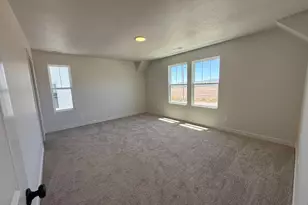 6814 W 11800 S, South Jordan, UT 84009 - Photo 11
