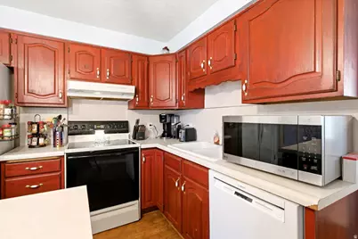 4679 S 2475 W, Roy, UT 84067 - Photo 11