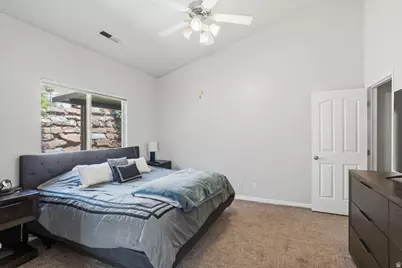 1083 N 2190 W, Saint George, UT 84770 - Photo 17